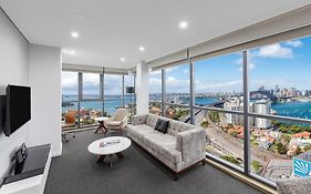 Meriton Suites North Sydney